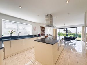 Photo 14- click for photo gallery